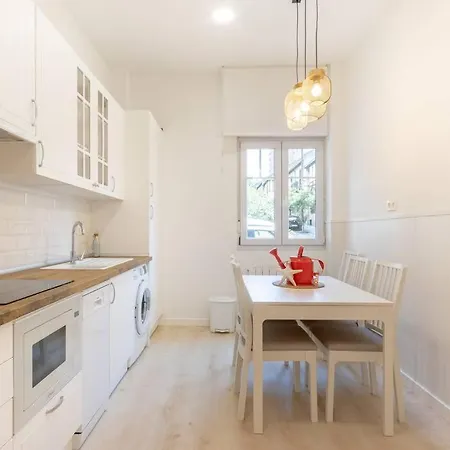 Old Town Iv By Next Stop Апартаменты